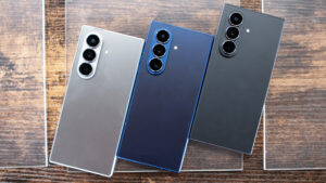 Samsung Galaxy Z Fold 7 review 2025 foldable phone design multitasking features flagship smartphone camera specs