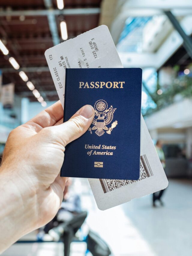 Top Insider Tips to Save Big on Flights & Travel Smart in 2025