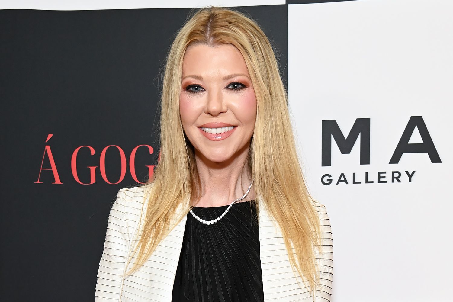 Tara Reid hotel bar investigation police footage Chicago celebrity news