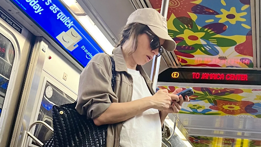 Aubrey Plaza Spotted with Baby Bump on Subway After Confirming First Pregnancy—See the Viral Photos!